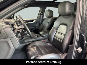 Porsche Cayenne - 8