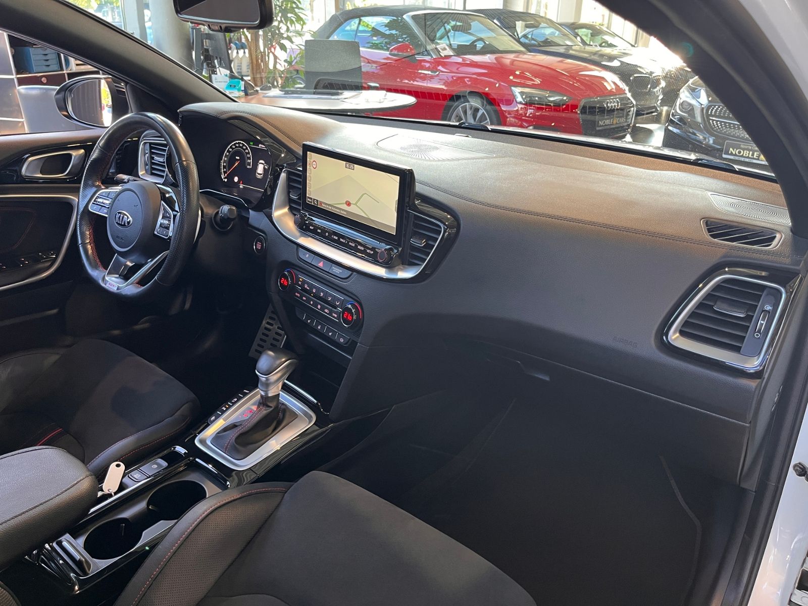 Fahrzeugabbildung Kia ProCeed GT AHK PANO KLIMA LED NAVI ALU