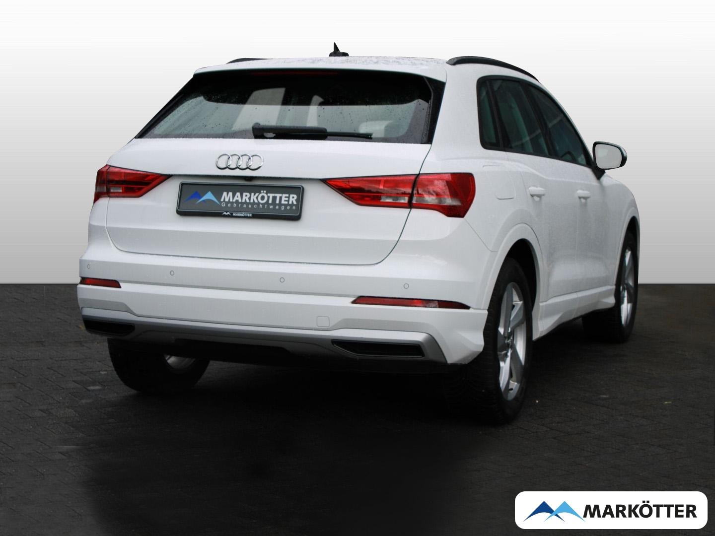 Audi Q3 35 TFSI advanced /CAM/AHK/NAVI/SHZ/