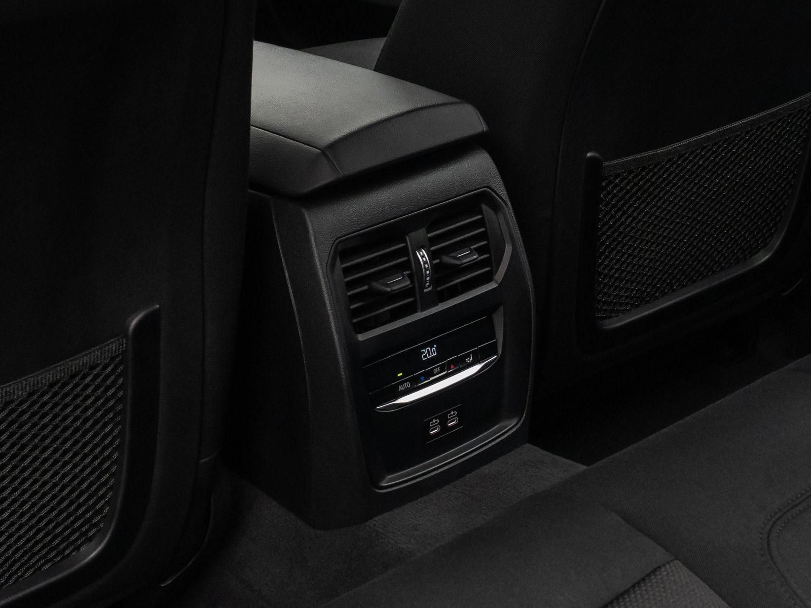Fahrzeugabbildung BMW 320d xD DAB CockPit+ PDC LED Geschwindigkeitsreg