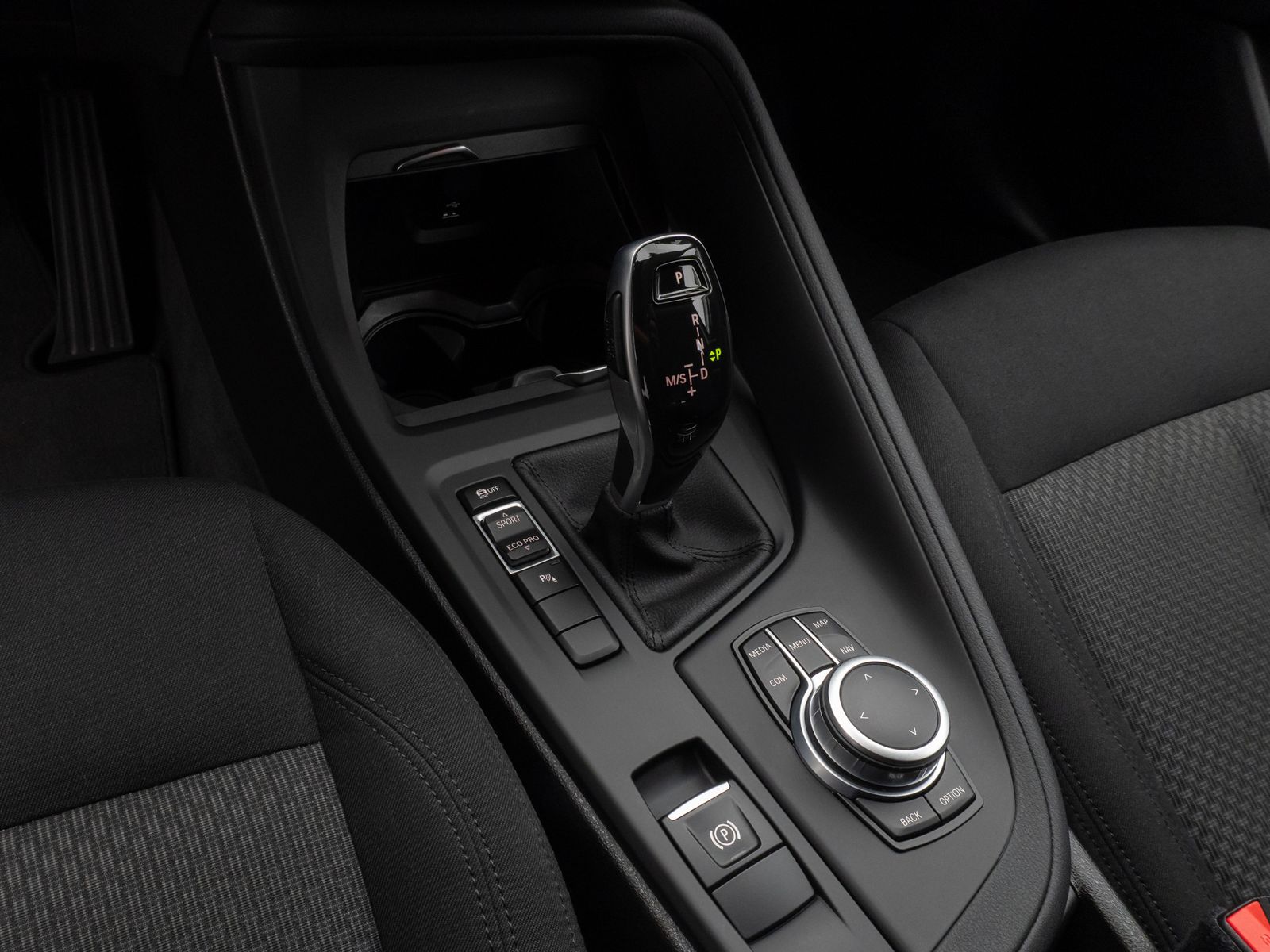 Fahrzeugabbildung BMW X1 sD20i Kamera DAB HiFi Navi Geschwindigkeitsre