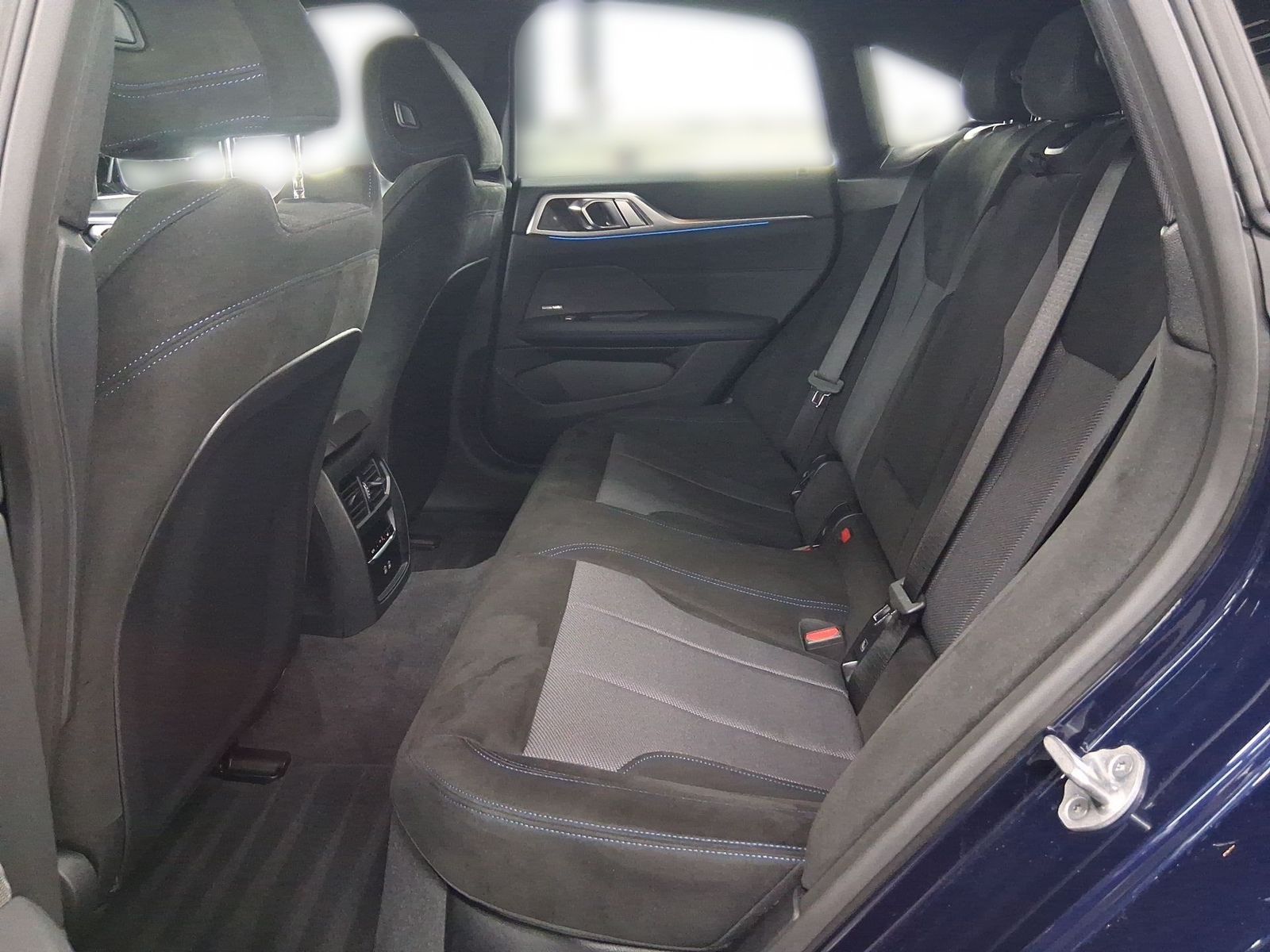 BMW i4 - Bild 11