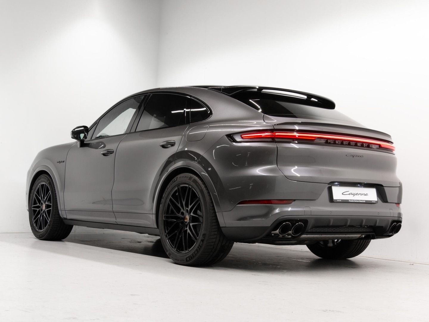 Porsche Cayenne E-Hybrid Coupé imagem 3
