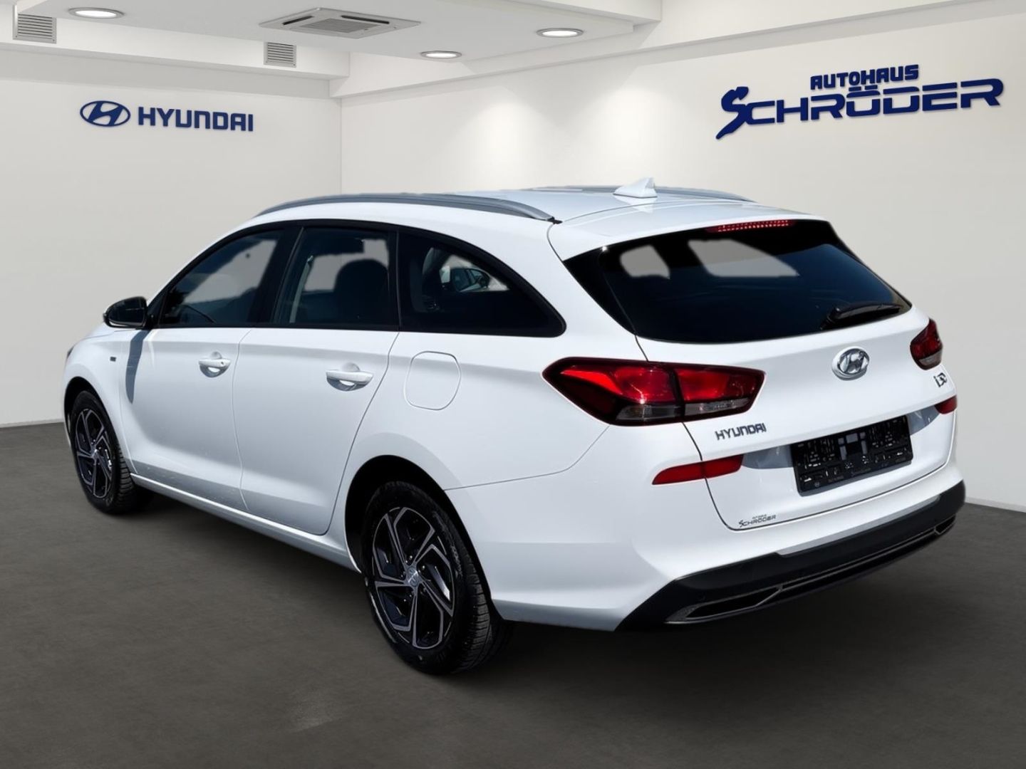 Fahrzeugabbildung Hyundai i30 1.0T Kombi Select Mild-Hybrid (48V) 7-DCT Al