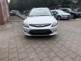 Hyundai i30 CW 1.6 CRDi TÜV&AU neu - Hyundai i30: Cw Crdi
