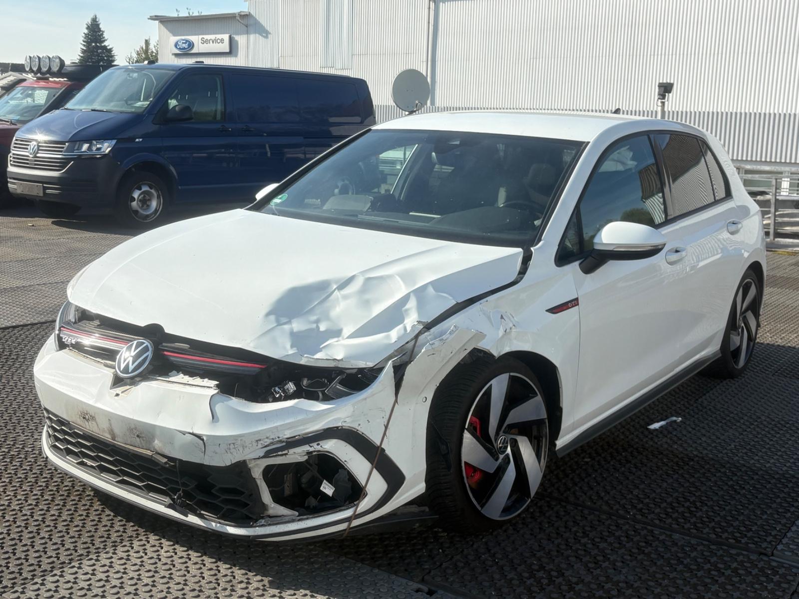 Volkswagen Golf VIII Lim. GTI Automatik