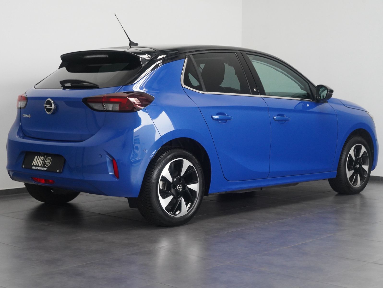 Fahrzeugabbildung Opel Corsa F e Elegance LED/CARPLAY/DAB/11KW