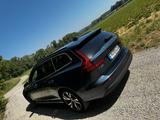 Volvo V60 B4 D AutoCore,Sitzheizg,Lichtpaket,Keyless  - Volvo V60 Hybrid (Diesel/Elektro)