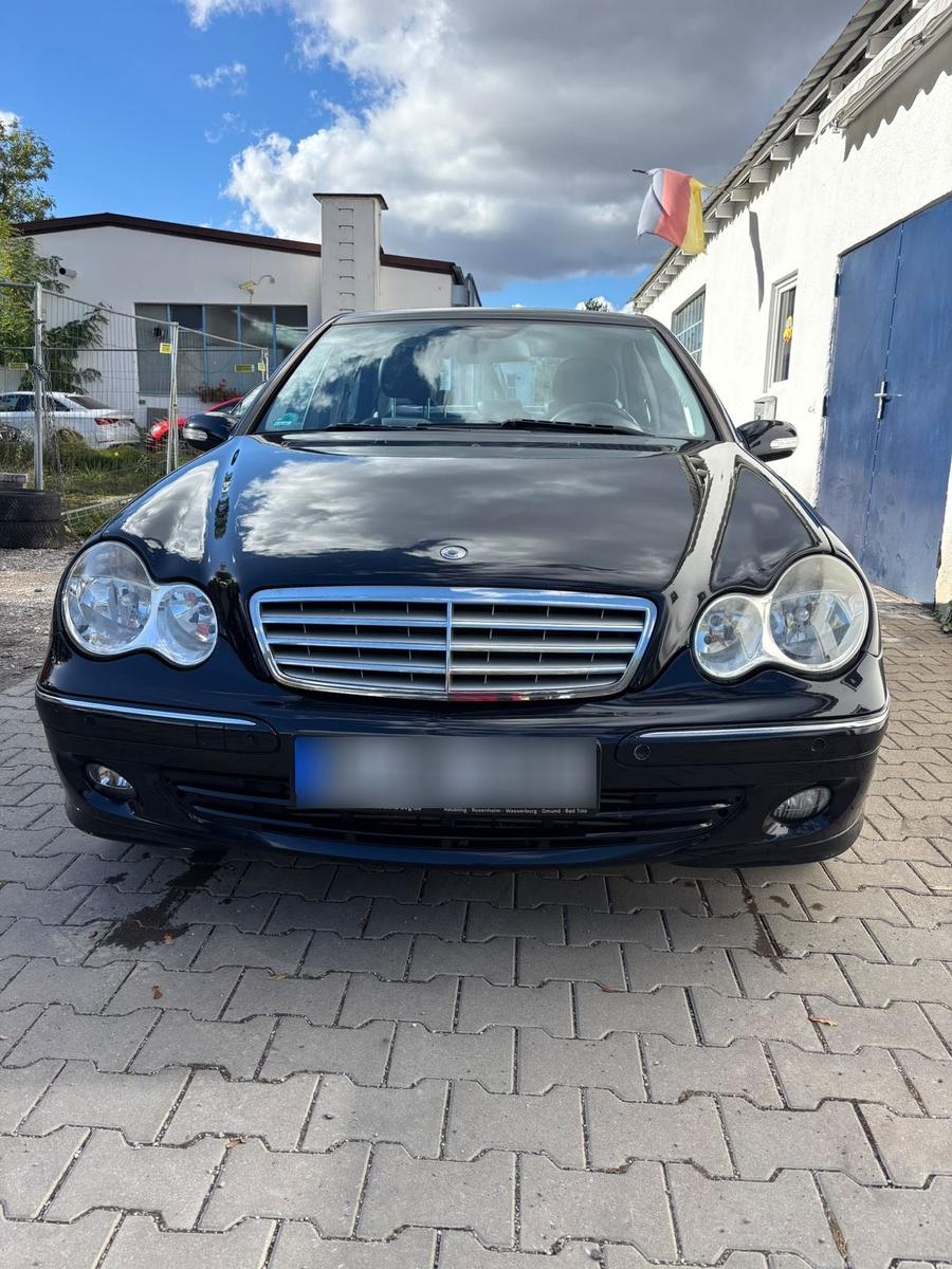 Mercedes-Benz C 180
