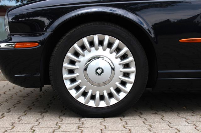 Jaguar XJ V8 Super/ 2. HAND/ DE/ SCHIEBEDACH/ SITZHZG.