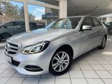 Mercedes-Benz E 200 Avantgarde AHK*NAVI*PARK-ASS.*1.HAND*MOPF - Mercedes-Benz E 200 mit Diesel-Antrieb: Limousine, Automatik