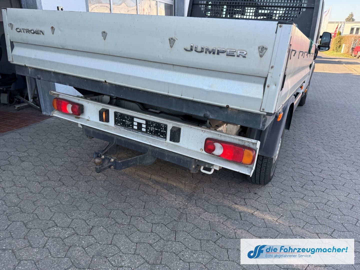 Fahrzeugabbildung Citroën Jumper Pritsche Doka 35 L3 Heavy Motorschaden HD