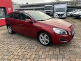 Volvo V60 Kombi Summum 2.0 203 PS SD Leder Autom. - Volvo V60: 20