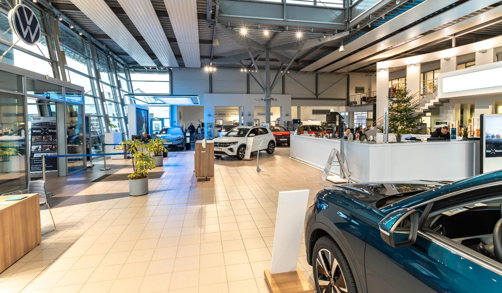 showroom-image-top
