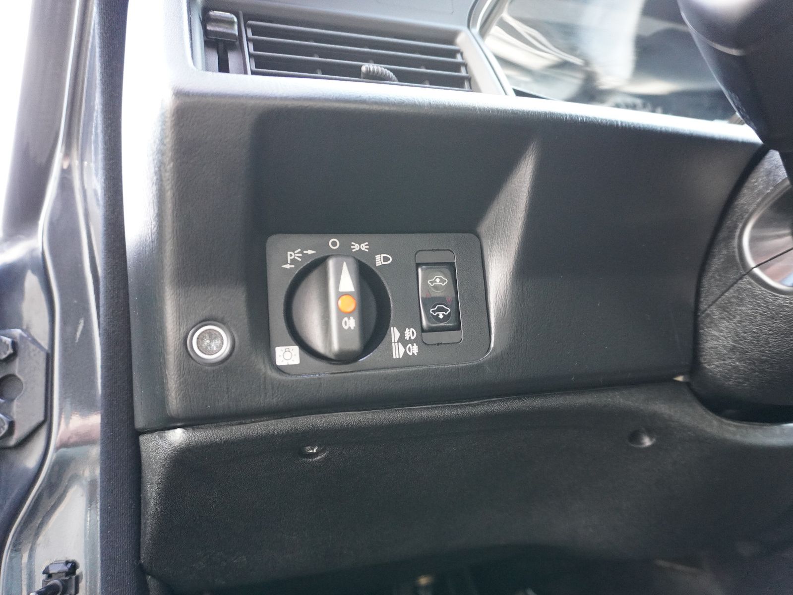 Fahrzeugabbildung Mercedes-Benz 190 E 2,3 16 V