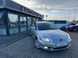 Toyota Avensis Kombi 2.0 Executive*XENON*SHZ*AHK*