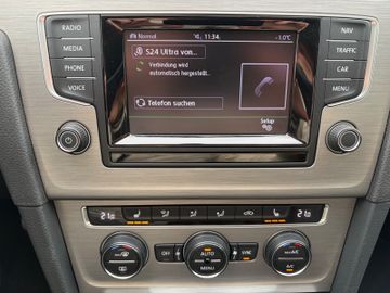 Bild 14 VW Golf VII R-LINE Lim. +PDC+NAVI+BI-XENON+ALU+BT+