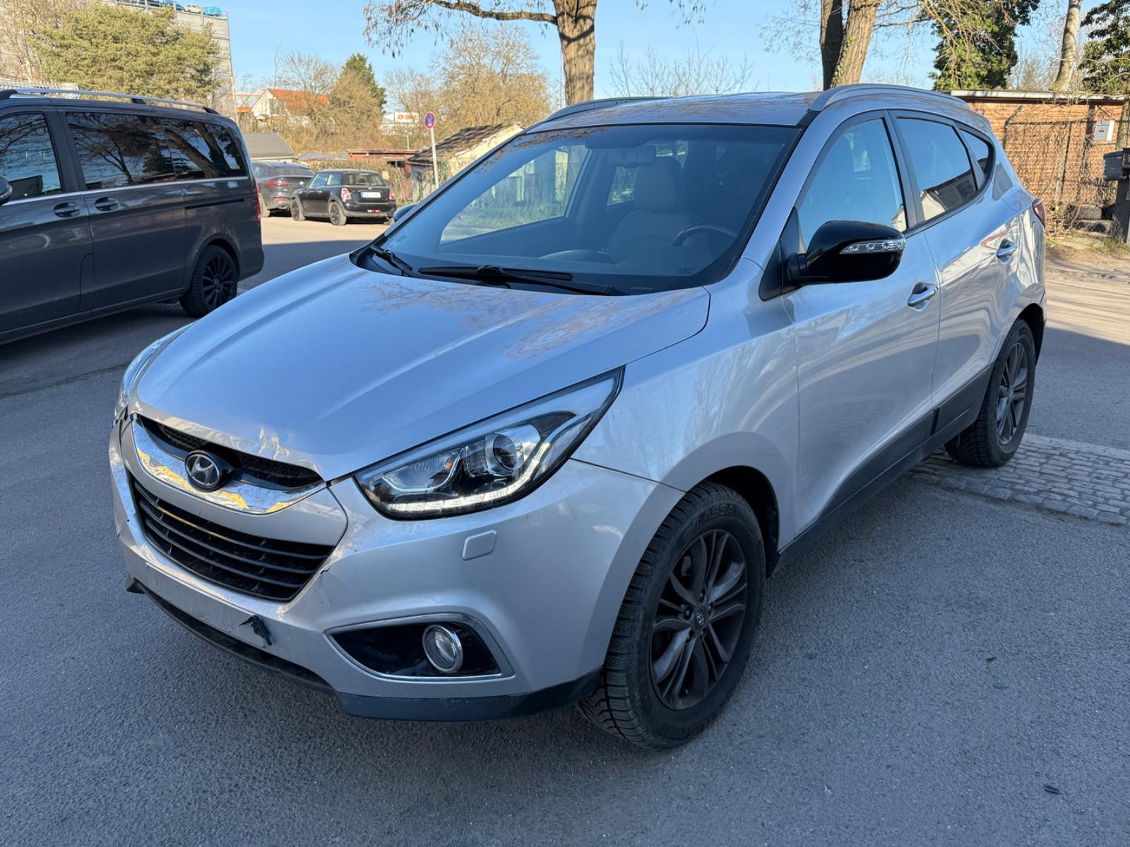 Hyundai ix35 2.0CRDi 135kW Style 4WD Automatik LEDER KAM