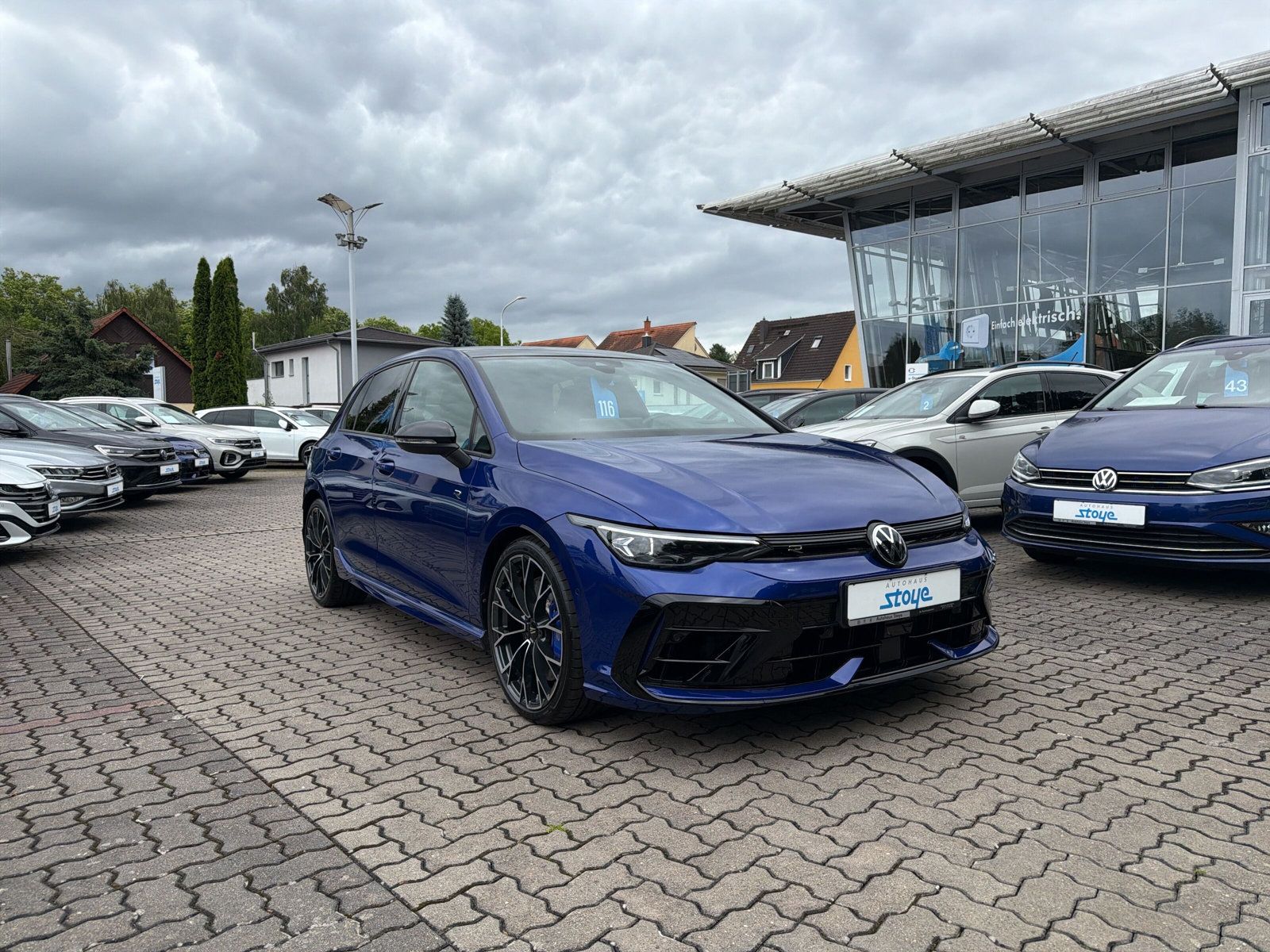Golf R 4M Navi Black Style PANO Harmann Kardon