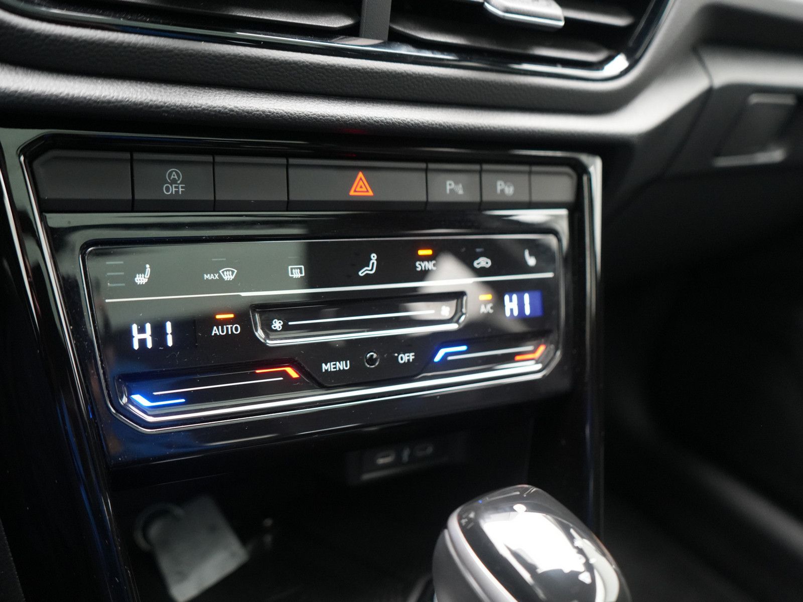 Volkswagen T-Roc - Bild 11