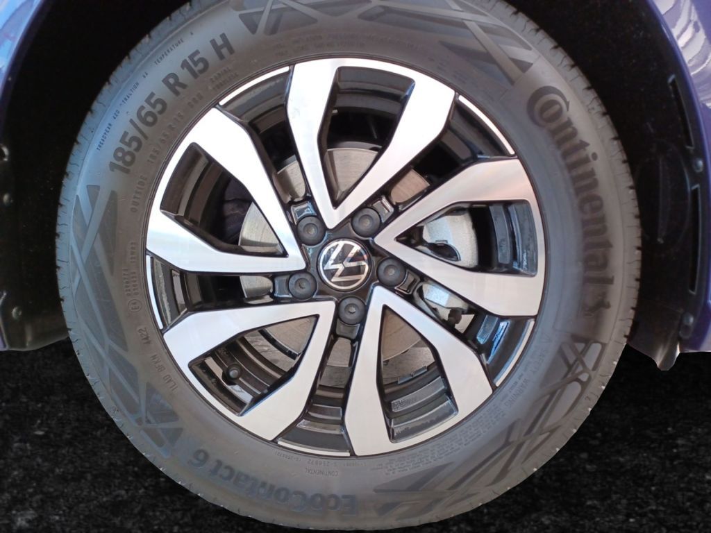 Fahrzeugabbildung Volkswagen Polo 1.0 TSI  Active Shzg  ACC