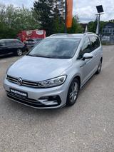 Volkswagen Touran RLine, Navi, AHK, SHZ - Volkswagen Touran mit Benzin-Antrieb: Geländewagen
