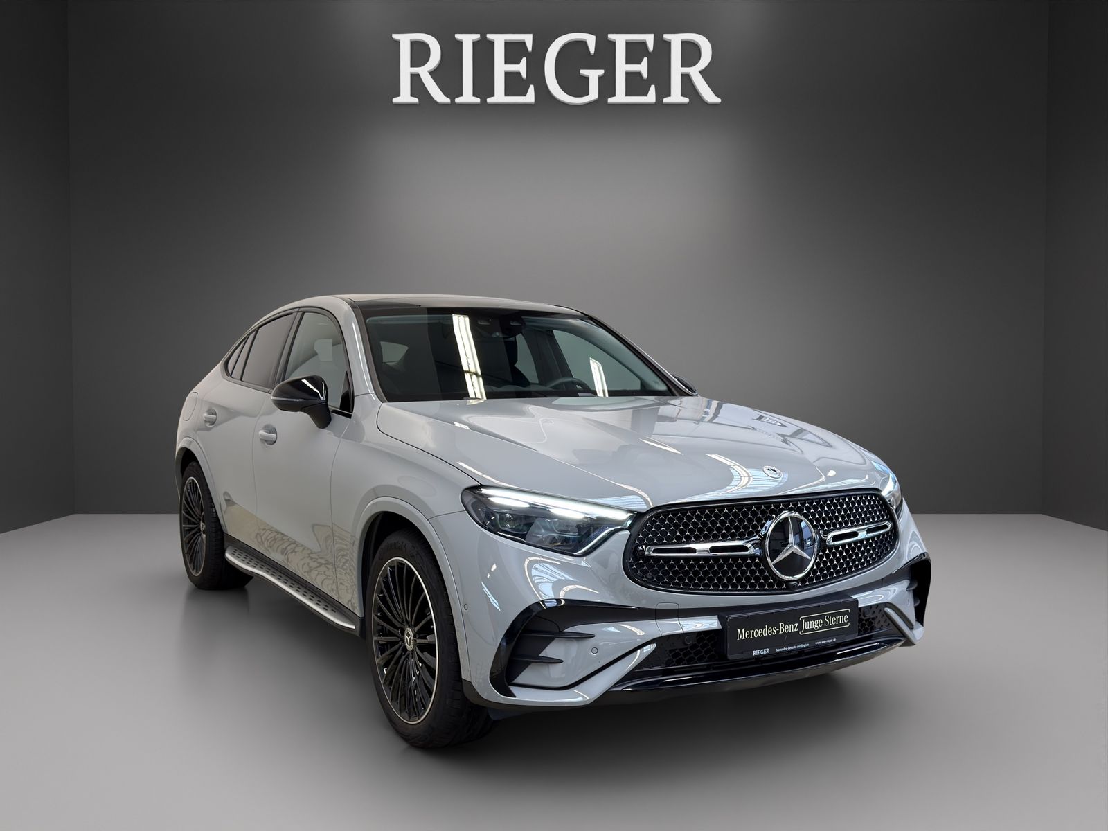 Mercedes-Benz GLC 300 d 4M Coupe AMG Adv. AHK Pano NIGHT 20 foto 3