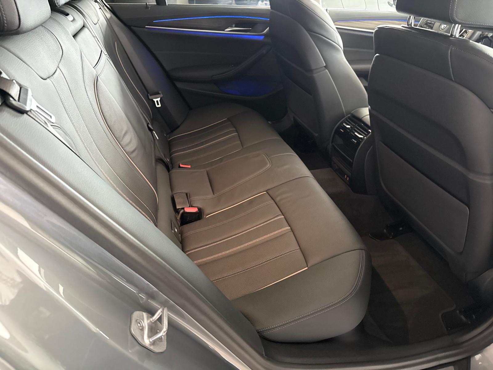 BMW 530 I Touring  Luxury Line LCI,Panoramadach,HUD,