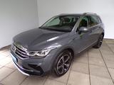 Volkswagen TIGUAN 2.0 TSI DSG ELEGANCE / AHK+MATRIX+NAVI - Volkswagen Tiguan mit Benzin-Antrieb: Geländewagen, 2.0