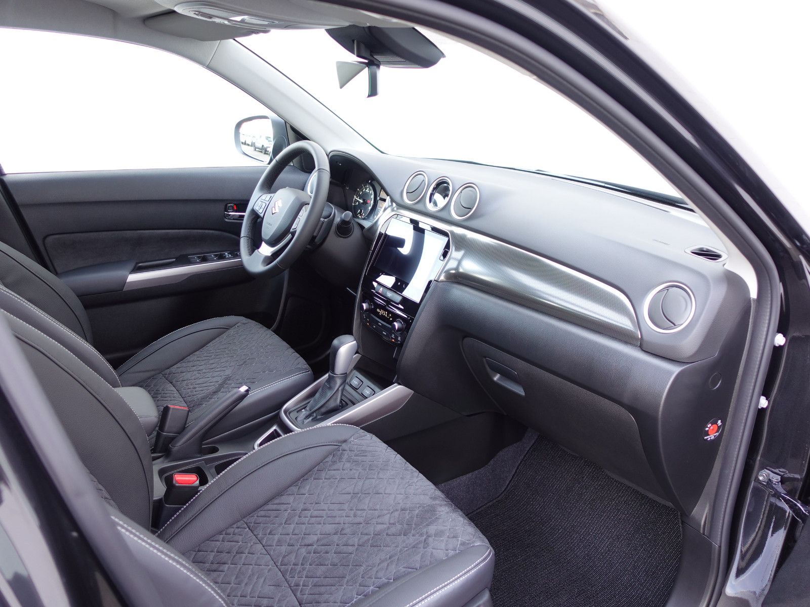 Fahrzeugabbildung Suzuki Vitara 1.4 6-Stufen Automatik Comfort+,NAVI,SHZ