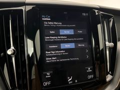 VOLVO XC60 Momentum / NUR 61.tKM / 1.HD / GARANTIE / VOLVO XC60 Momentum / NUR 61.tKM / 1.HD / GARANTIE /
