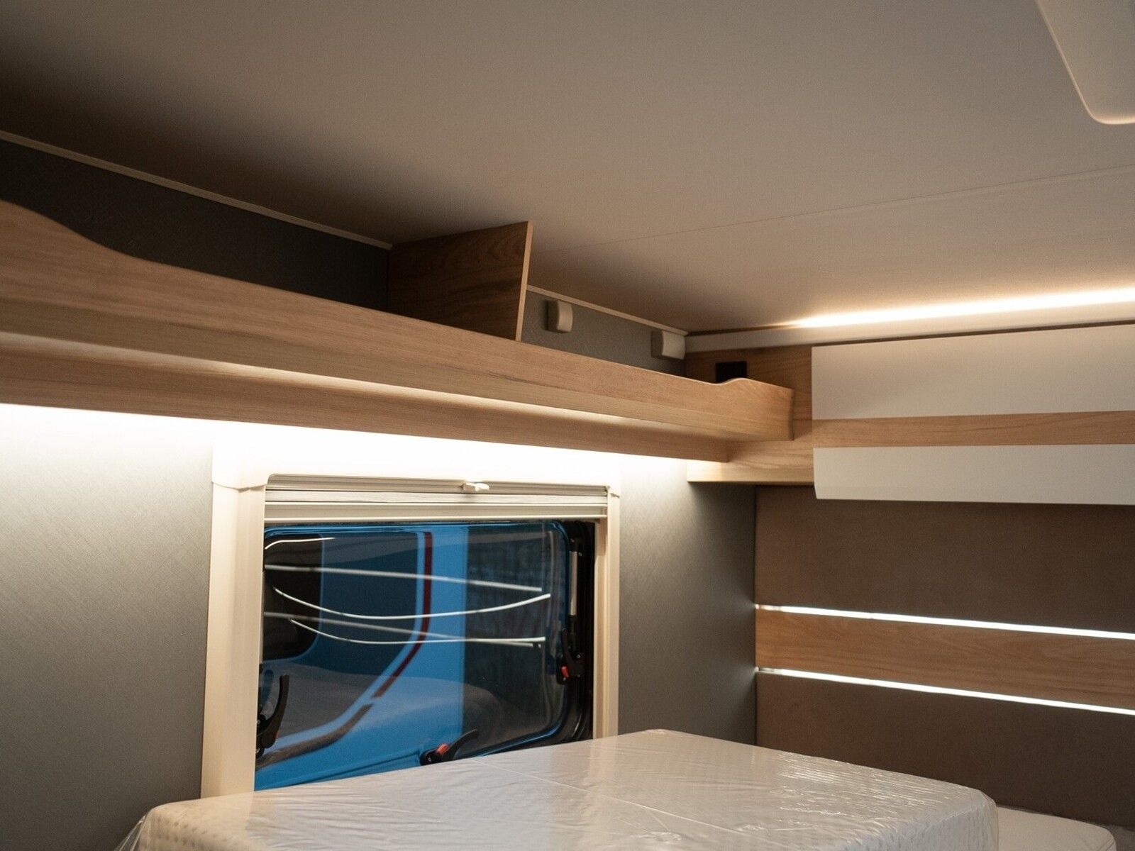 Fahrzeugabbildung Dethleffs Just Camp Active T 7052 EBL ACC*Navi*Kamera*uvm