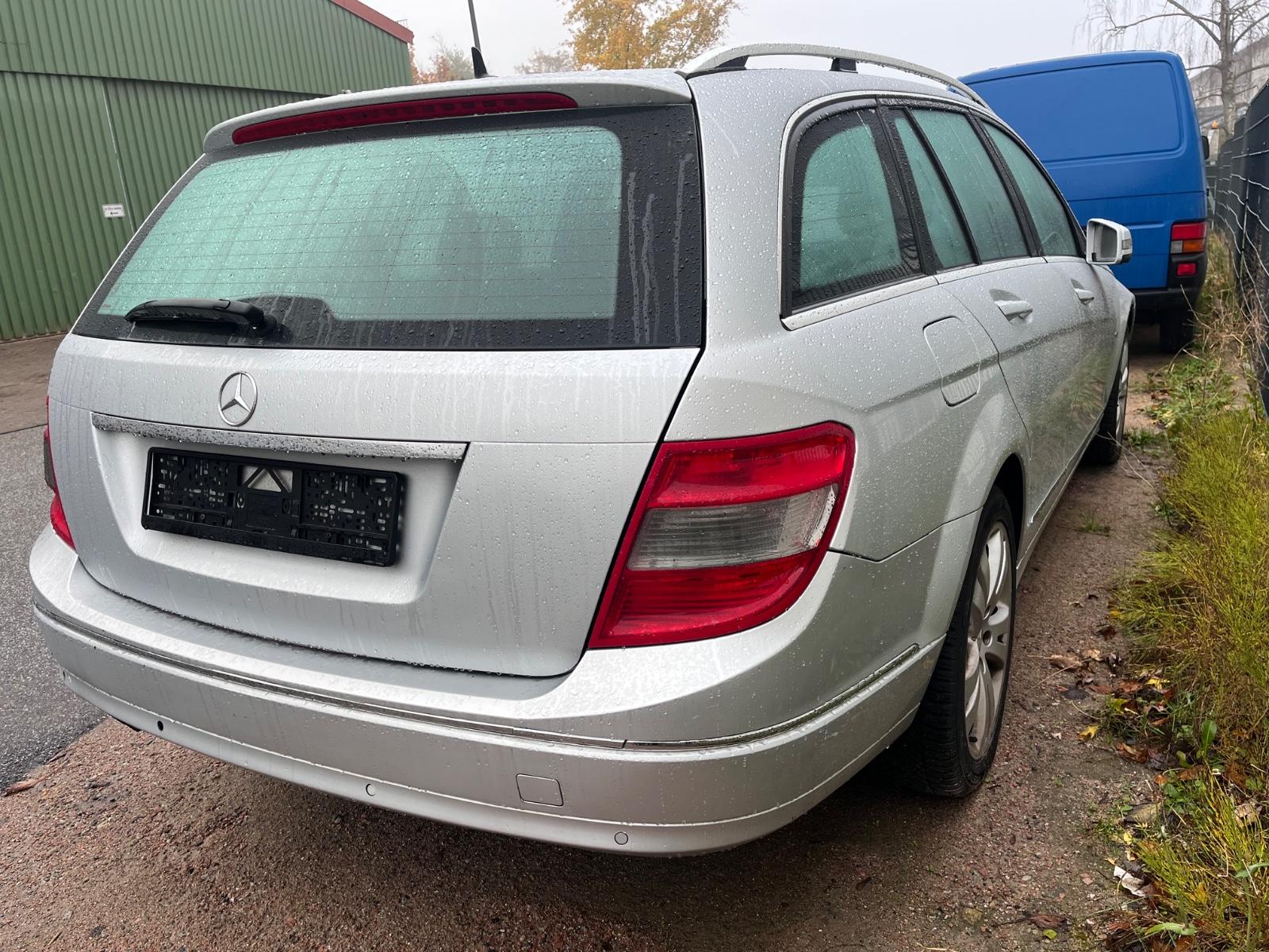 Mercedes-Benz C180 2009 — photo 6