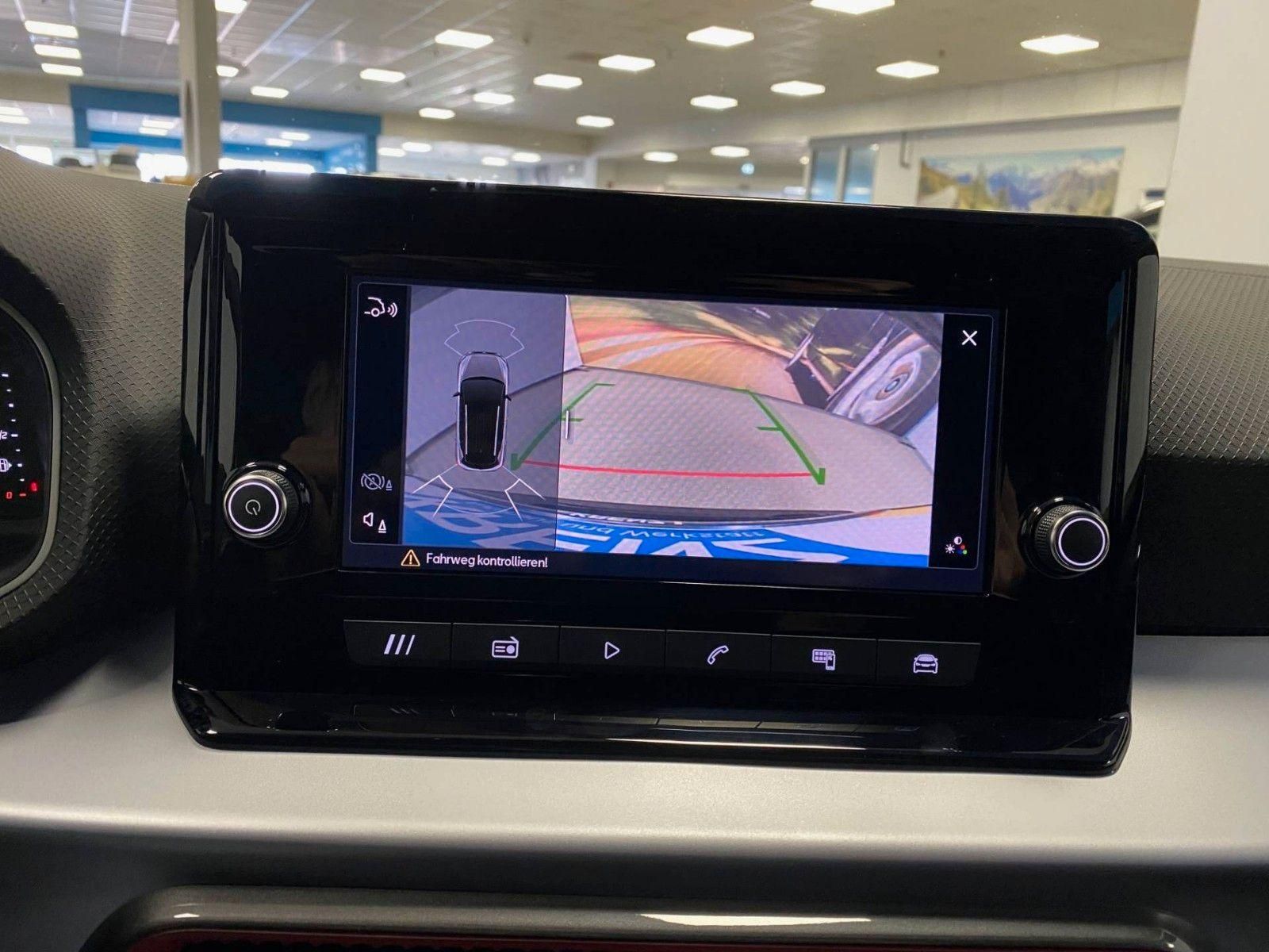 Fahrzeugabbildung SEAT Arona 1.5 TSI FR DSG GARANTIE 5+ACC+AHK+Spurwech