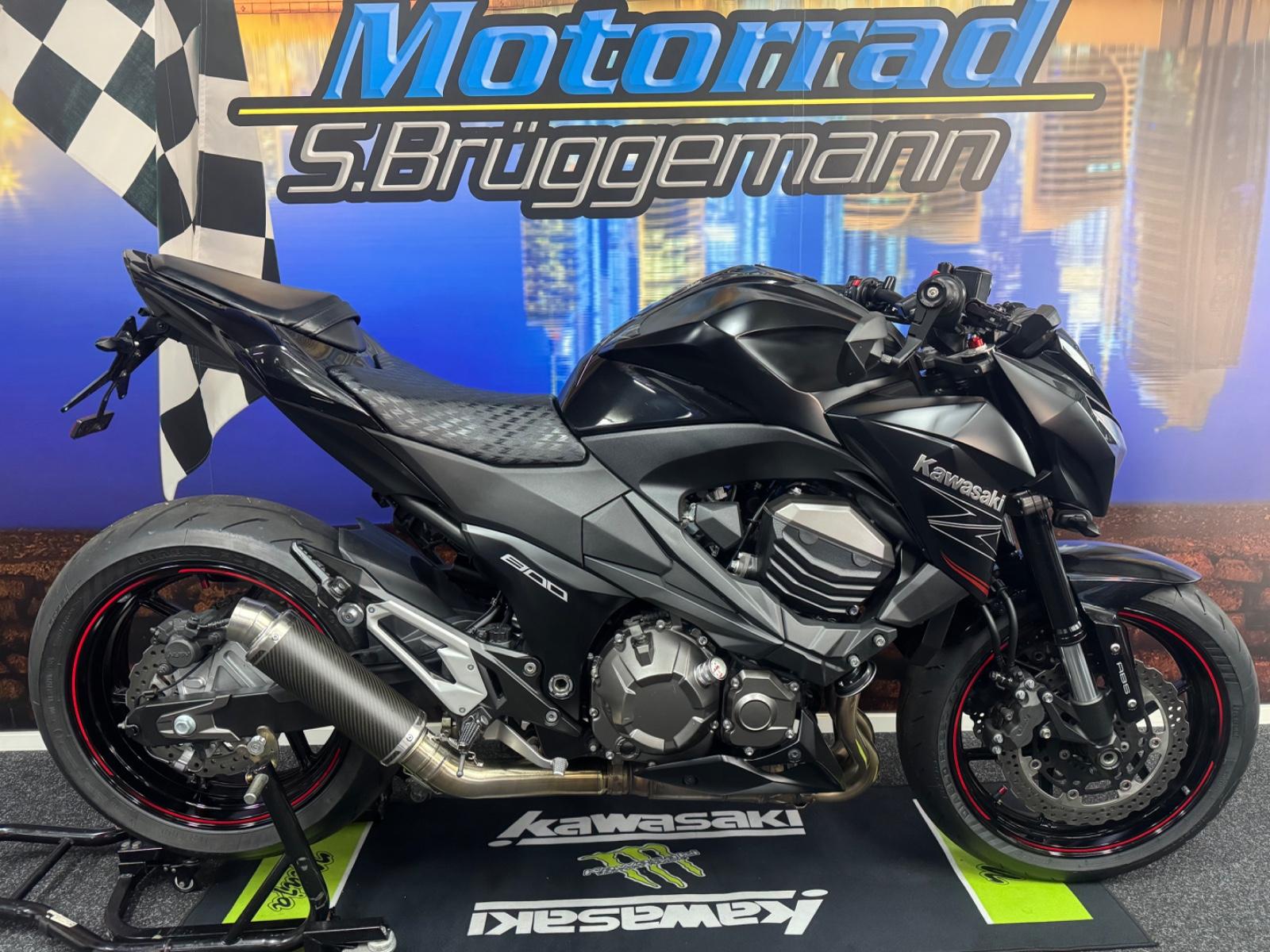 Kawasaki Z 800 ABS top Zustand / 1 Jahr Garantie / Extras