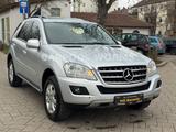 Mercedes-Benz ML 350 CDI AUTOMATIK+TOUCH+NAVI+LEDER+AHK - Mercedes-Benz Geländewagen aus dem Jahr 2008