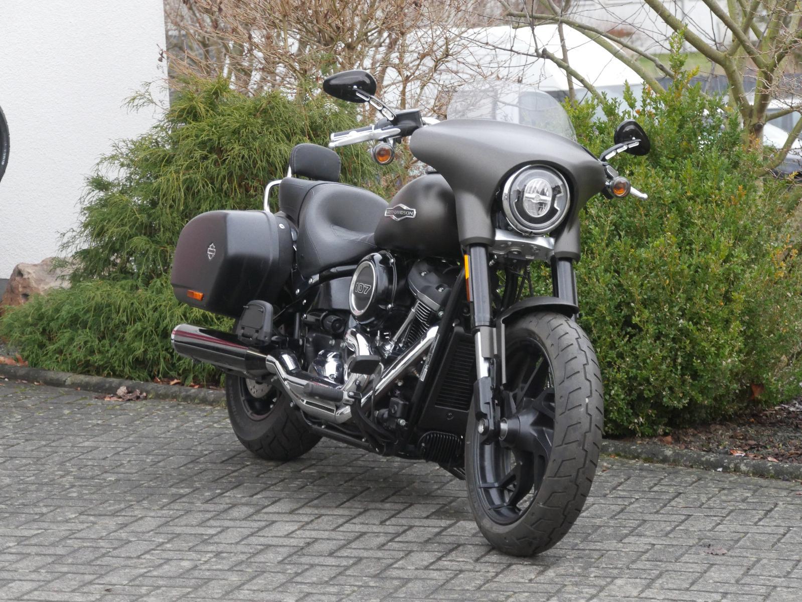 Harley-Davidson Sport Glide FLSB