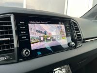 Skoda Karoq 1.5 TSI DSG Sportline NAV AHK MATRIX 5JGAR bei Autohaus Landmann & Maier OHG