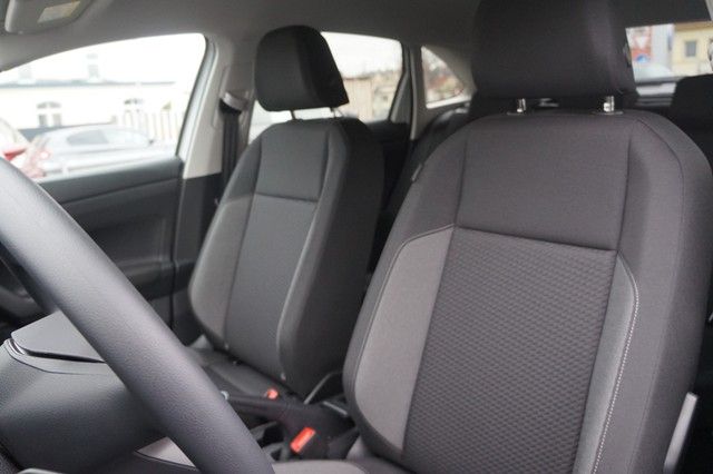 Fahrzeugabbildung Volkswagen Taigo TSI LED AHK AID GRA PDC SH