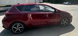 Toyota Auris Hybrid Edition-S 1,8-l-VVT-i Edition-S - Toyota Auris von privat