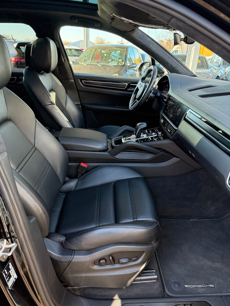 Porsche Cayenne GTS foto 8