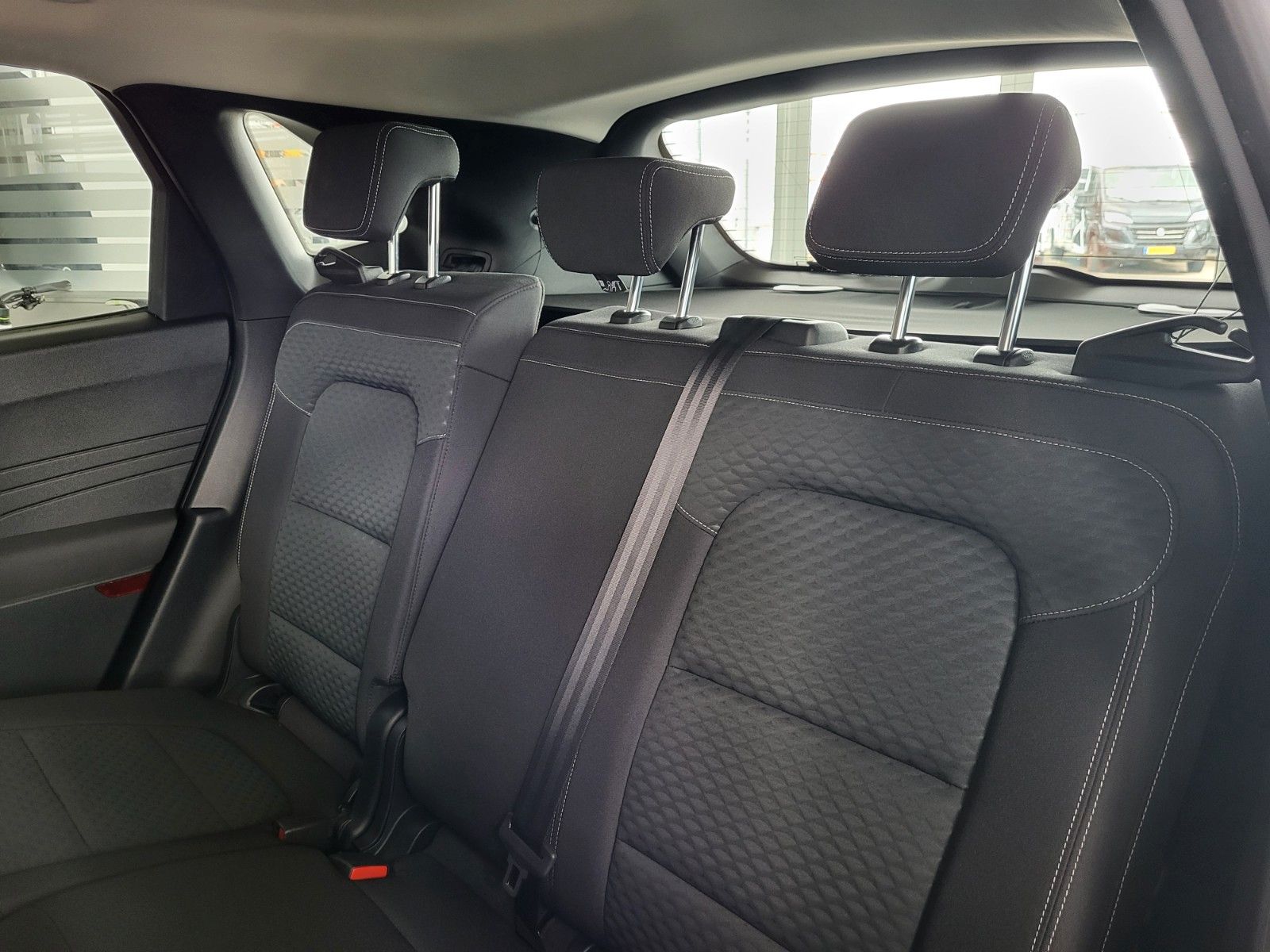 Fahrzeugabbildung Ford Kuga Plug-In/NAVI/SITZHZG./AHK/PDC