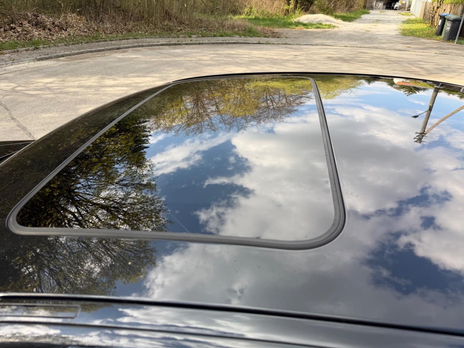 BMW 330d Luxury 3.0 258ch - 1 ère main - TVA Récupérable - Carplay - Pneus été - Toit ouvrant