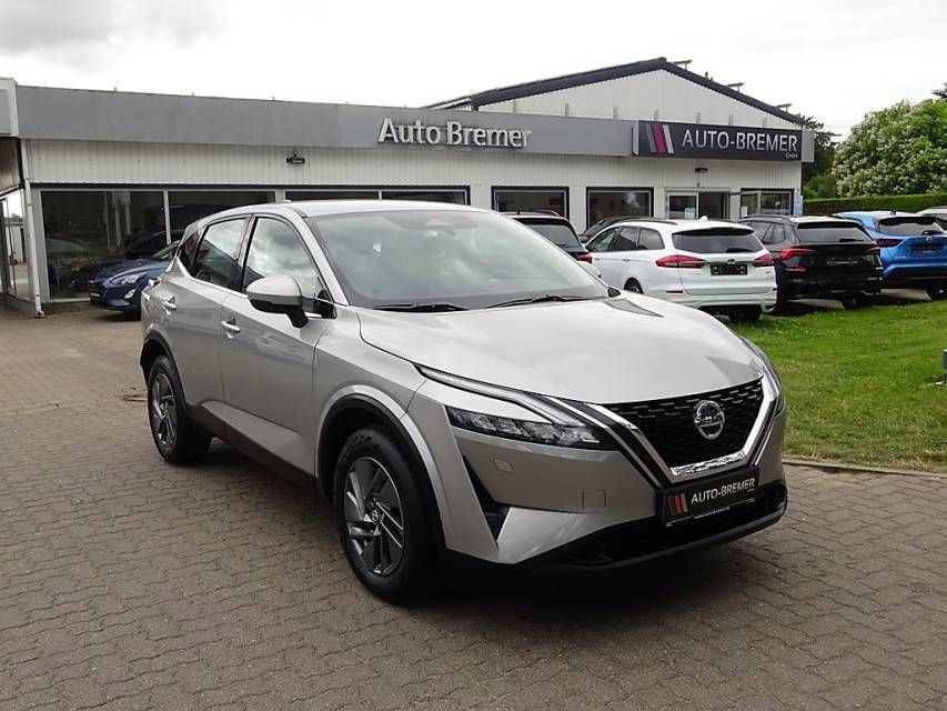 Fahrzeugabbildung Nissan Qashqai 1,3 DIG-T Xtronic Acenta