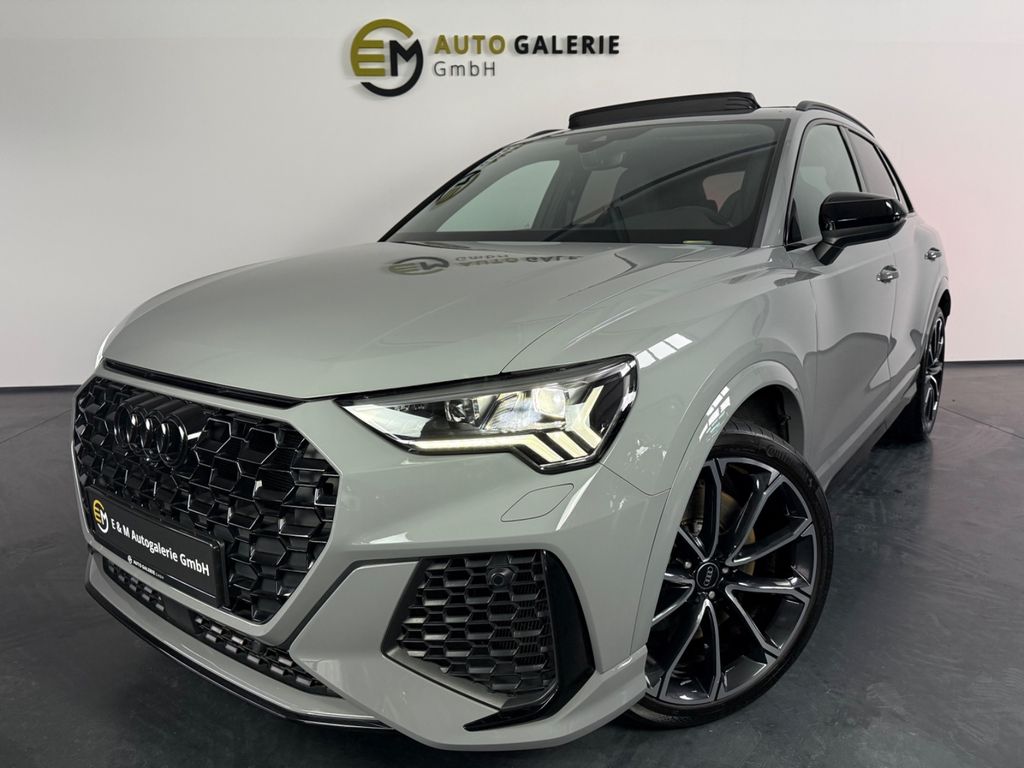 Audi RSQ3
