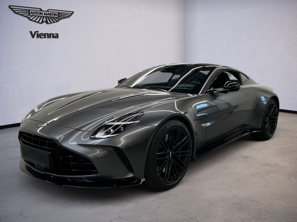 Image of Aston Martin V8 Vantage