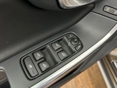 VOLVO V60 CROSS COUNTRY D4 / 1.H/ CARPLAY/ 2017/ AUTOM