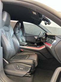 Audi Q8 - 10