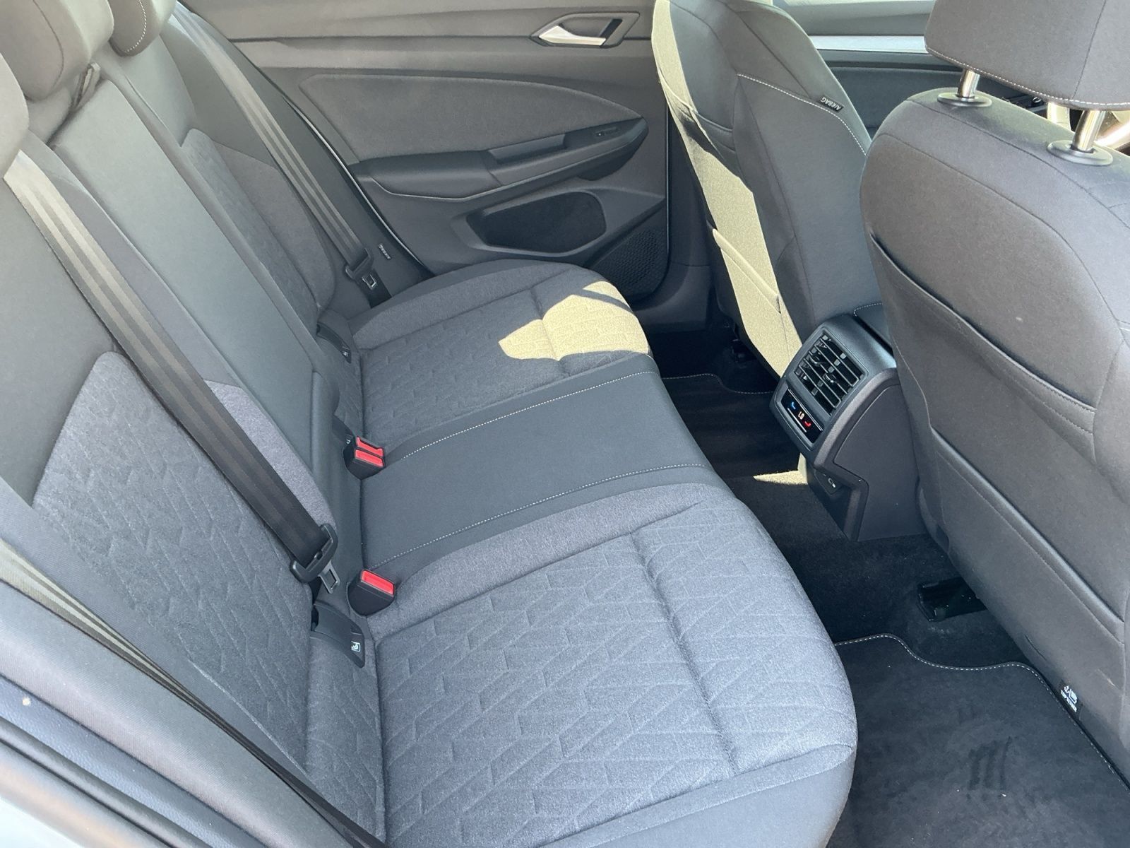 Volkswagen Golf - Bild 16