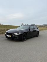 BMW 330i Touring M Sport Shadow Automatic M Spor... - gebrauchte BMW 330 aus dem Jahr 2019